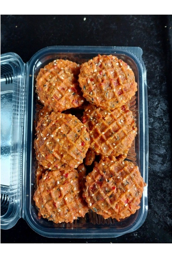 Hatay Yöresel Gelinler Dağı Vegan Zahterli & Acı Biberli Köy Kahkesi 500 g Net Hatay Yöresel Gelinler Dağı Vegan Zahterli & Acı Biberli Köy Kahkesi 500 g Net